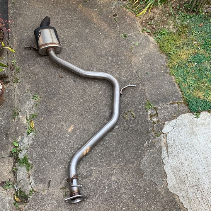 ヴェルファイア　30系の純正マフラー