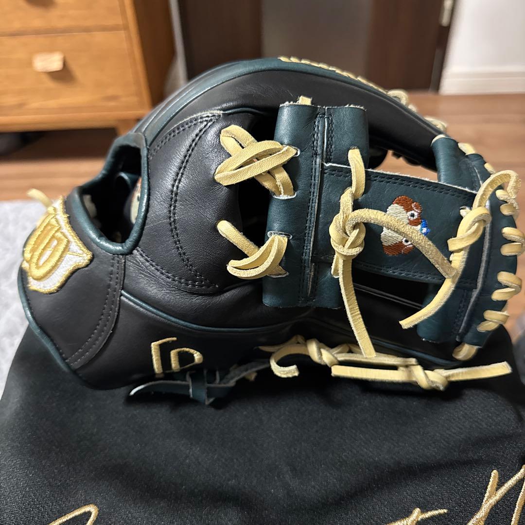 タ*ン様 Wilson 硬式用87型オーダーグローブ