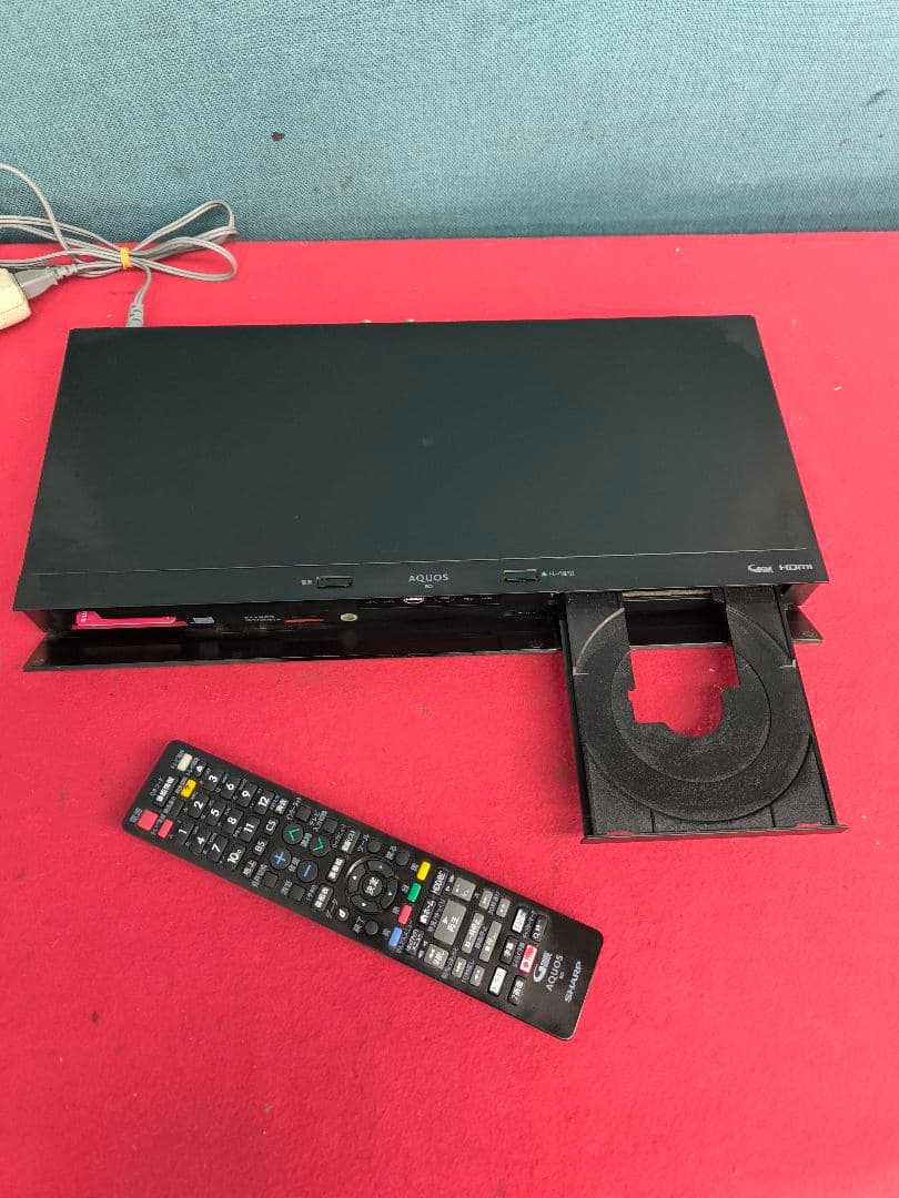 シャープ 1TB 3番組同時録画　ブルーレイレコーダー 2B-C10BT1