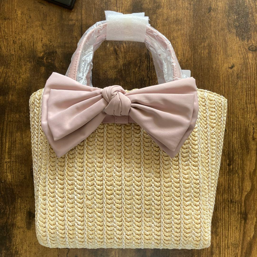 サマンサタバサ　ピンクベージュビッグリボンカゴバッグ　新品未使用　お買い上げ証付