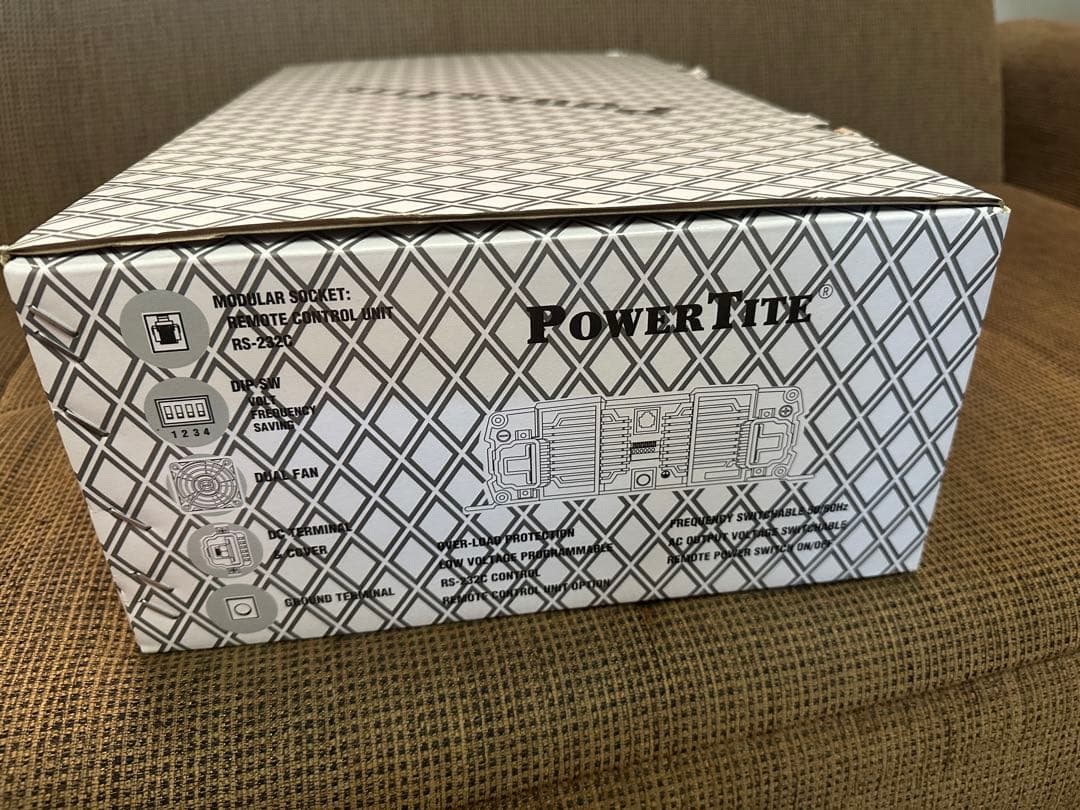 安心の未来舎1500W軽量型正弦波インバーター FI-SQ1503 リモコン付属