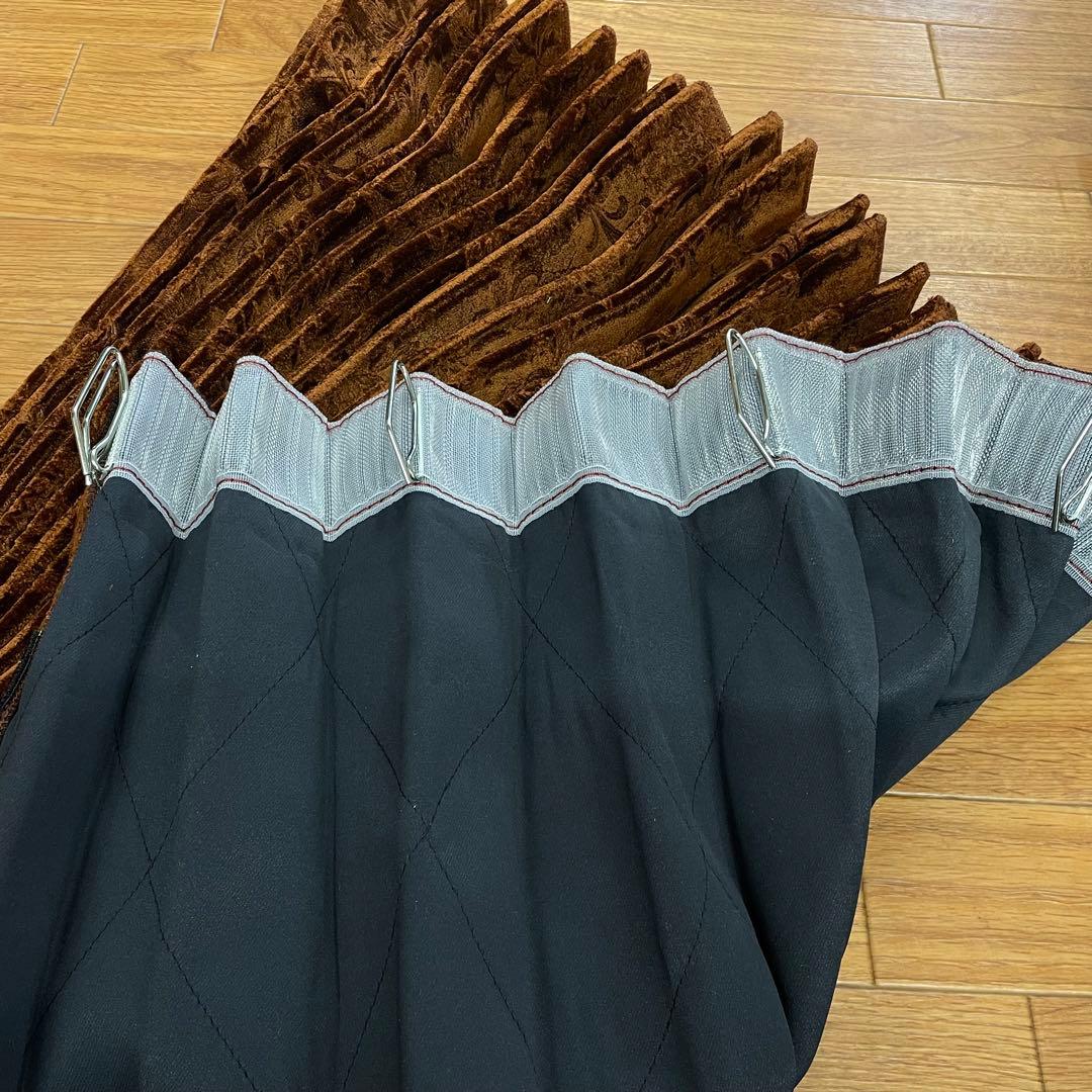 新品即納　仮眠カーテン　トラック　ローレル　ブラウン　裏地有り(ブラック)