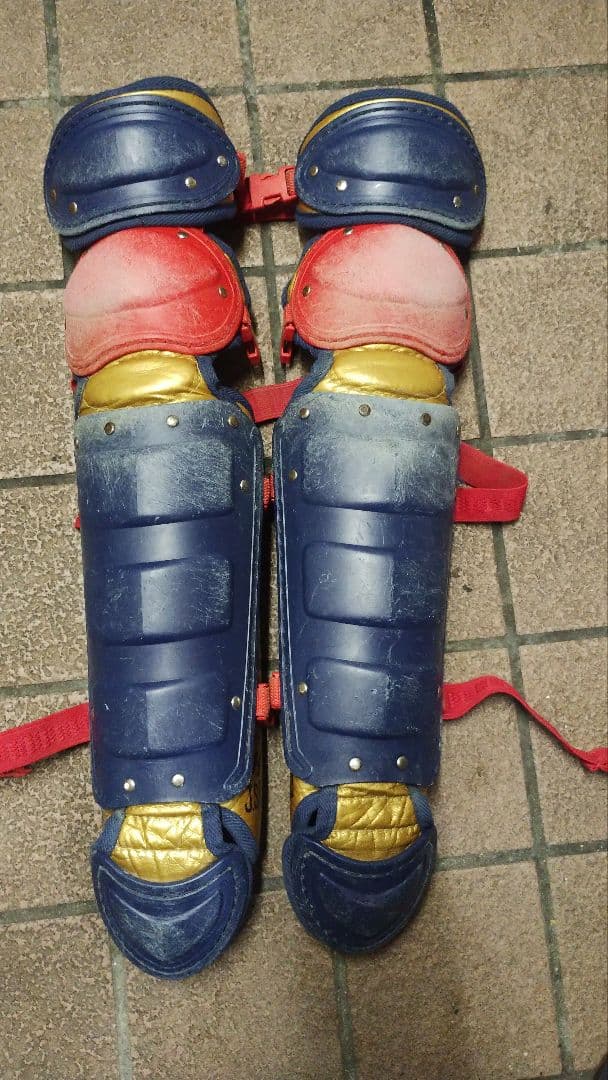 ハタケヤマ2023展示会限定 少年軟式キャッチャー防具　SSKヘルメットオマケ付