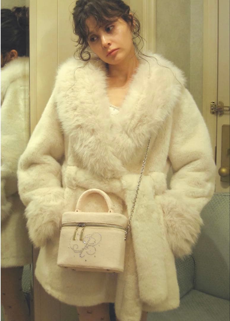 ペリキュール ファーガウンコート ホワイト