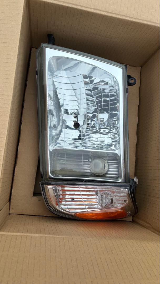 ランドクルーザー100 中期　純正　ヘッドライト　コーナーセット　ランクル