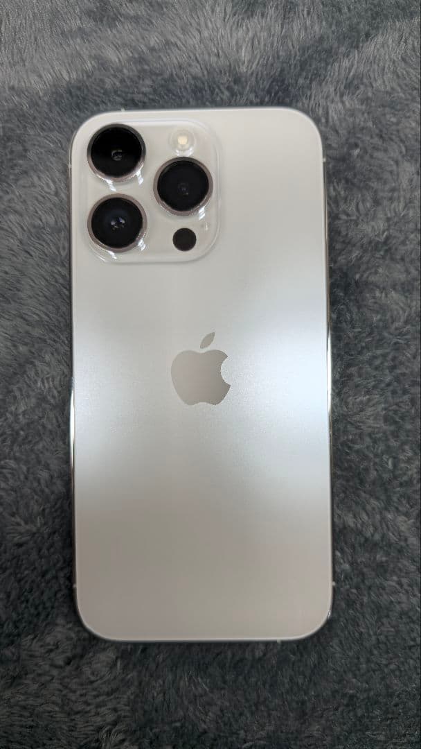 Apple iPhone 14 Pro シルバー 本体 SIMロック無し