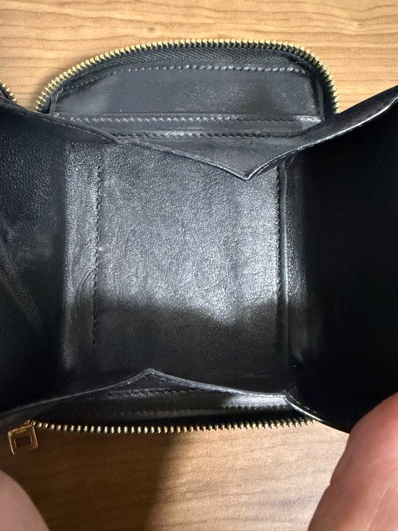 Saint Laurent サンローラン 折り財布 ブラック