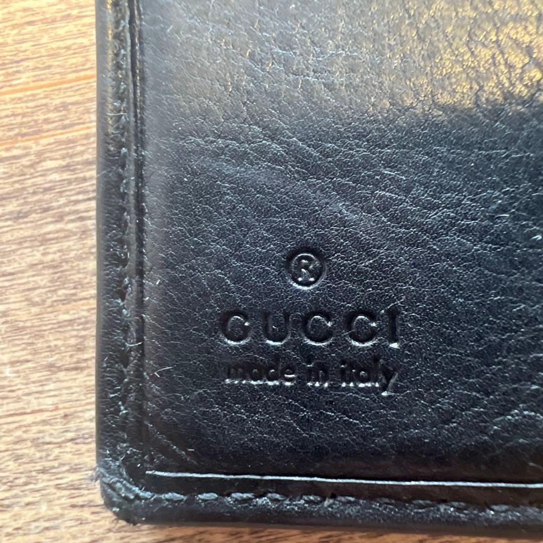 GUCCI二つ折り財布　薄型ミニコンパクトウォレット　メンズ　イタリア製