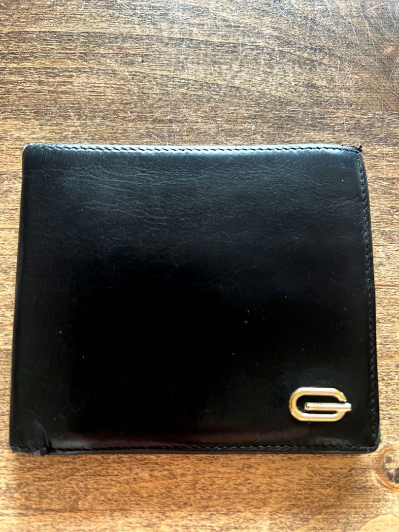 GUCCI二つ折り財布　薄型ミニコンパクトウォレット　メンズ　イタリア製