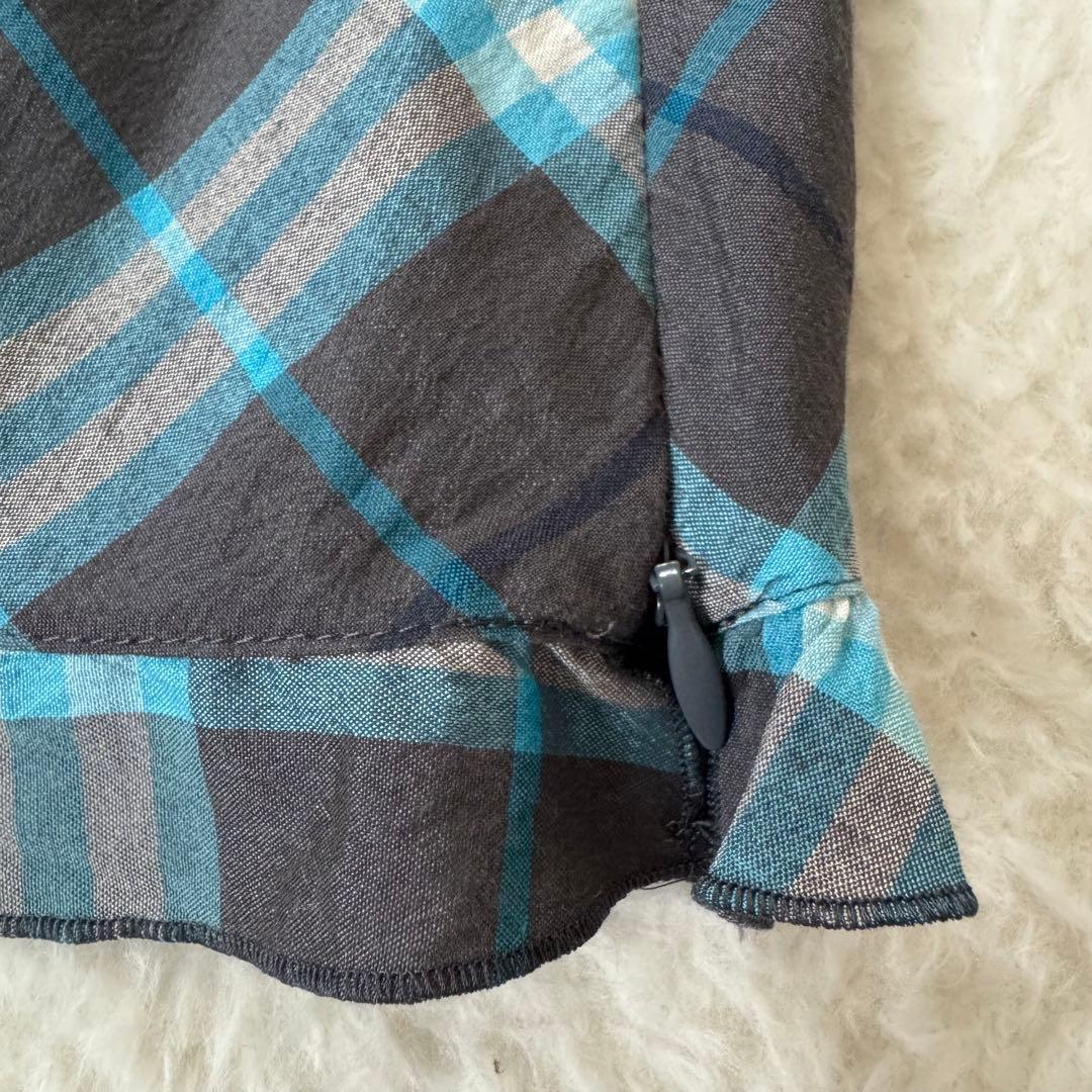 バーバリーブルーレーベル　タンクトップ　ノースリーブ　フリル　ブルー系　38