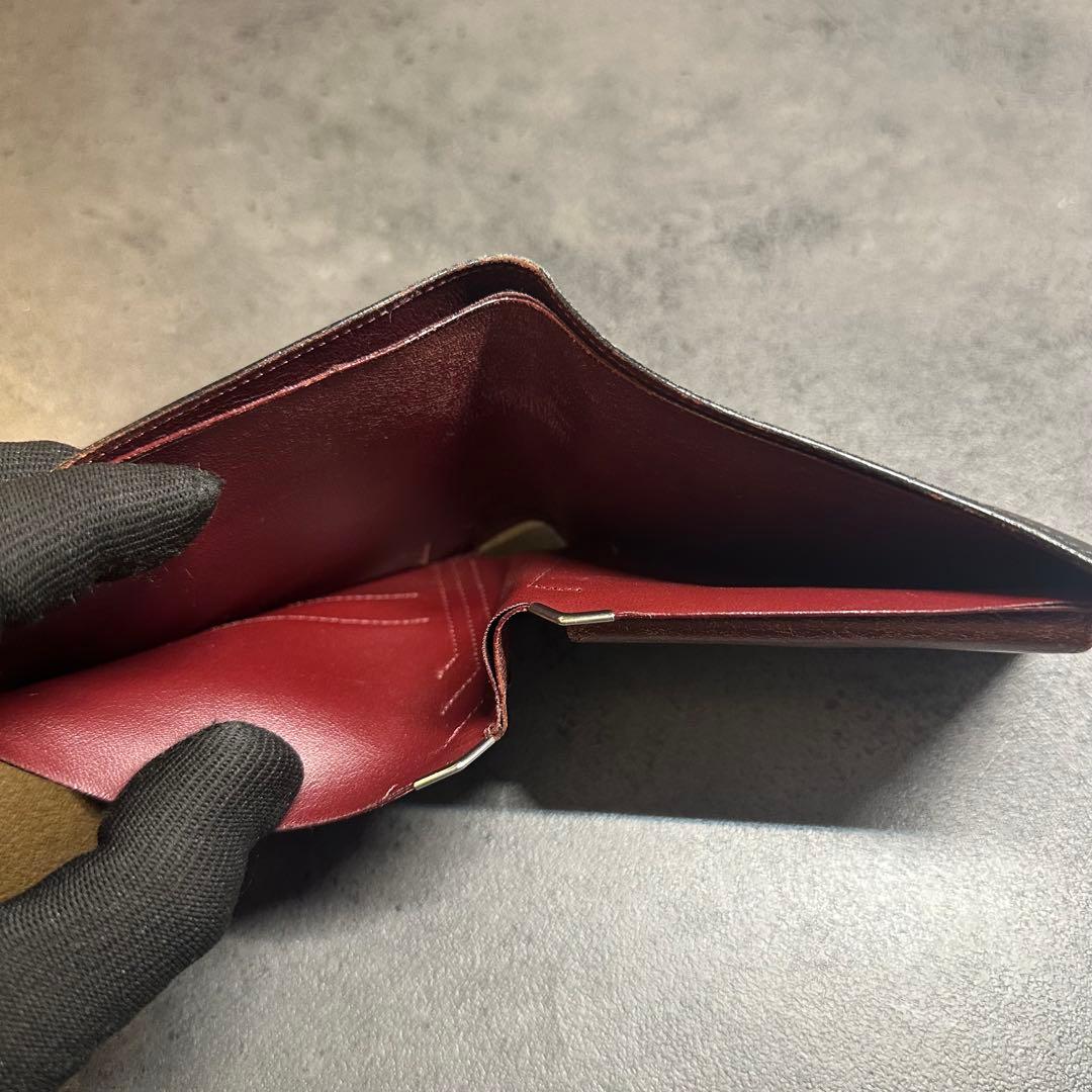 Cartier マストライン　二つ折り財布　コンパクトウォレット　レザー　黒