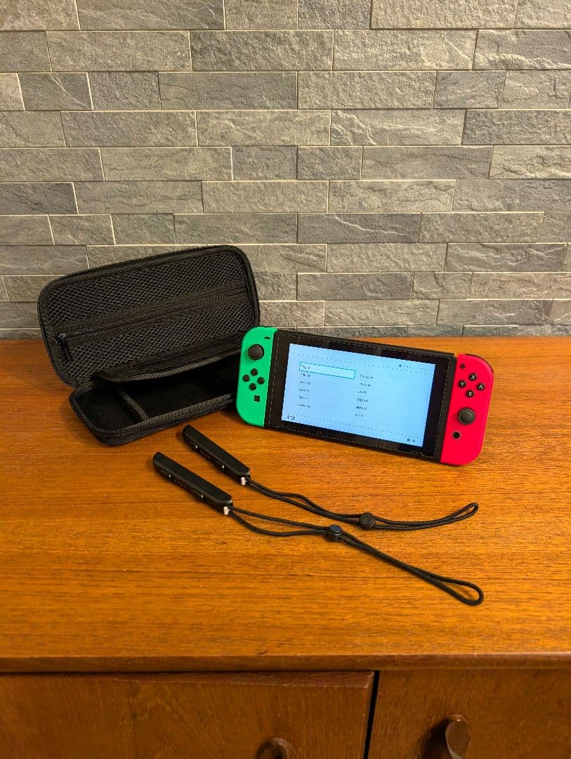 ​​【本体＋Joy-Con＋おまけ】Nintendo Switch