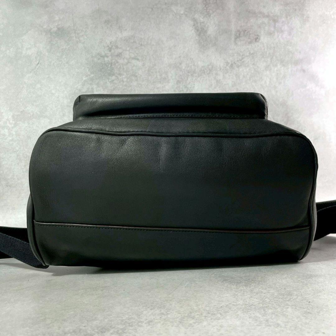 美品 コーチ アカデミー 2室 バックパック ビジネスバッグ A4可 レザー 黒