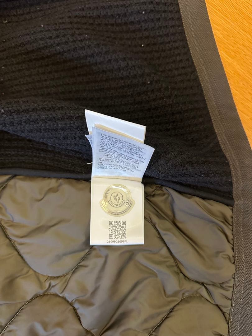 【人気】ダウンニット　モンクレール　ネイビー　M カーディガン