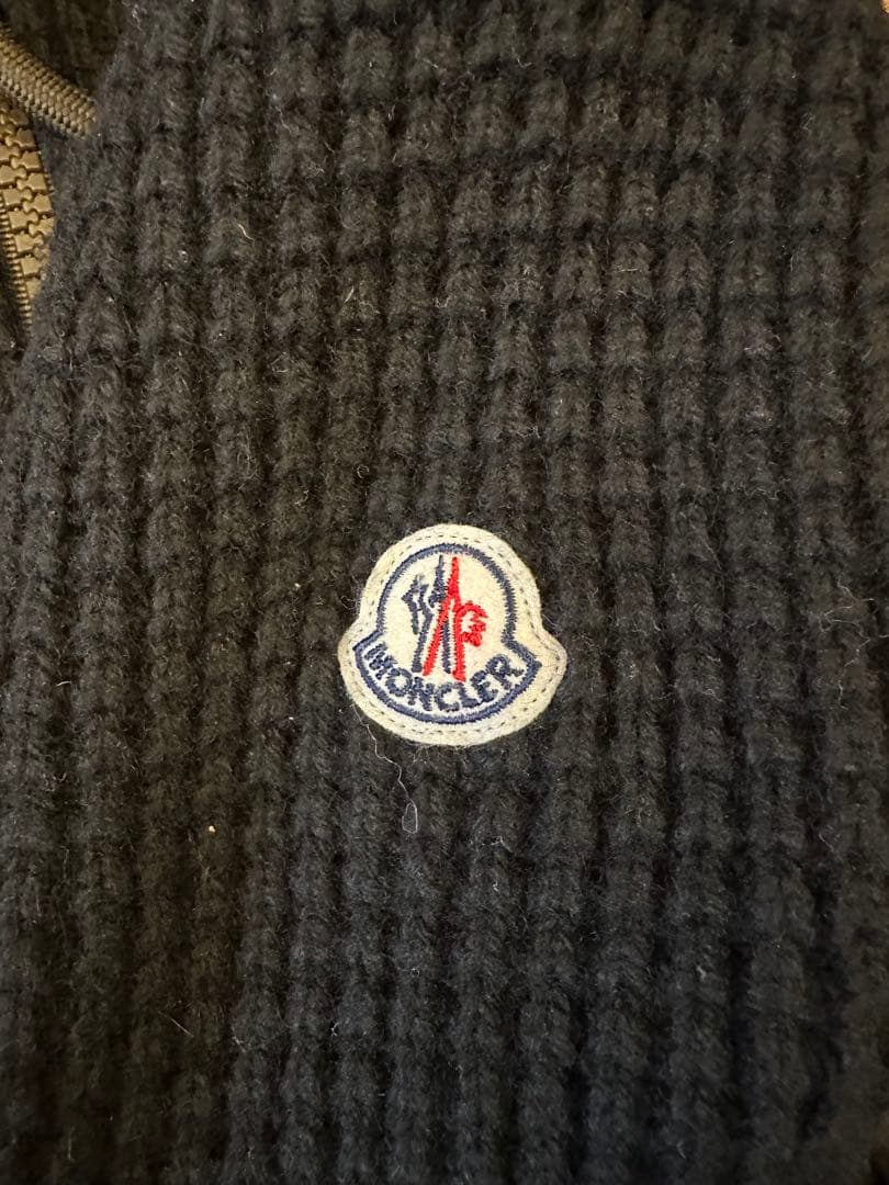 【人気】ダウンニット　モンクレール　ネイビー　M カーディガン