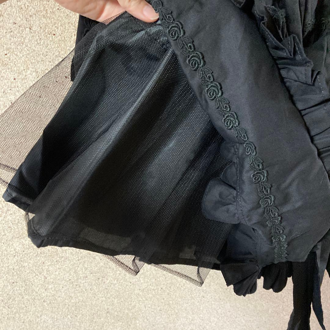 Cornet　フリル付き黒ワンピース