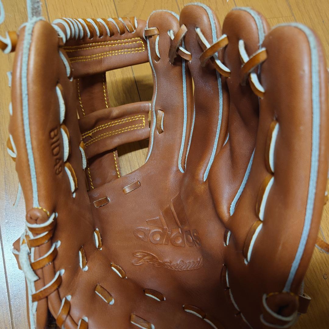 アディダス　軟式野球グローブ