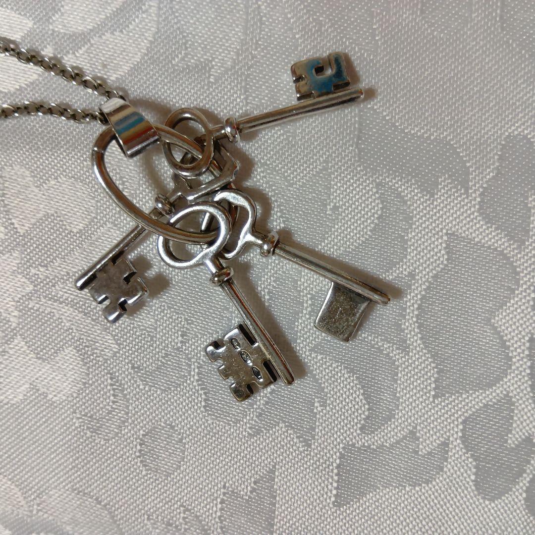 「銀の鍵束」スターリングシルバー(925シルバー)　ネックレス
