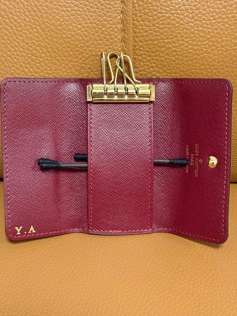 LOUIS VUITTON ダミエパターン キーケース