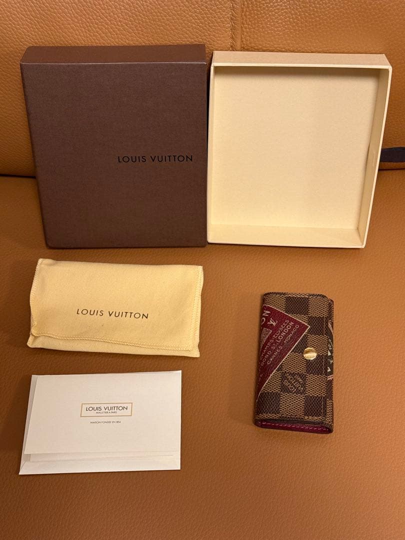 LOUIS VUITTON ダミエパターン キーケース