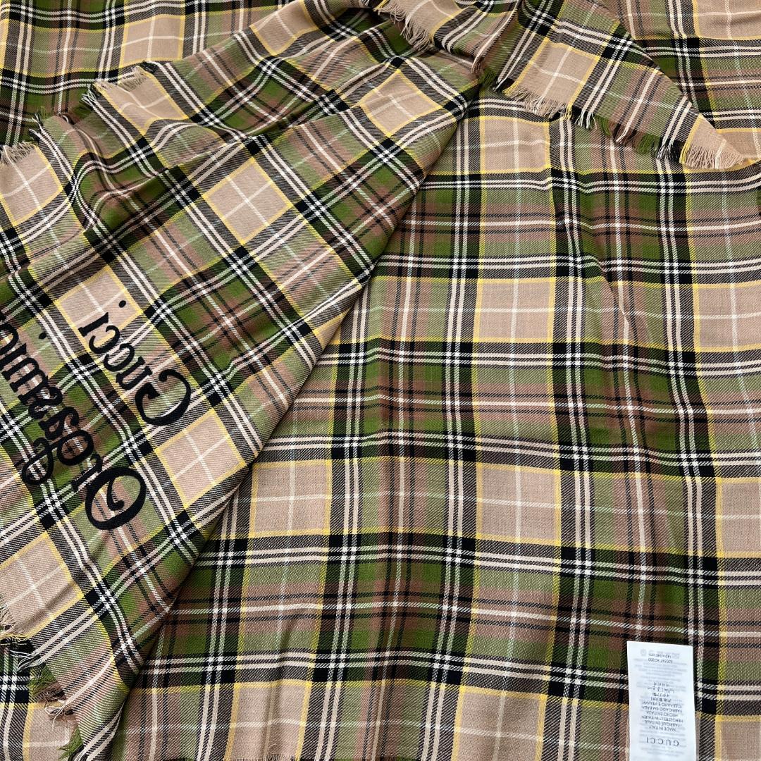 新品未使用　Gucci Orgasmique チェッカースカーフ