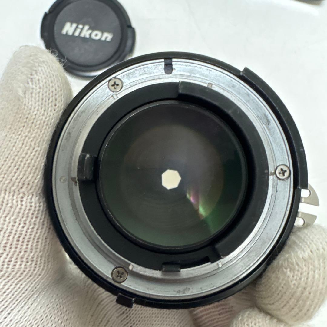 NIKKON F3ボディ フィルム一眼レフカメラ レンズ2点 フード ケース付き