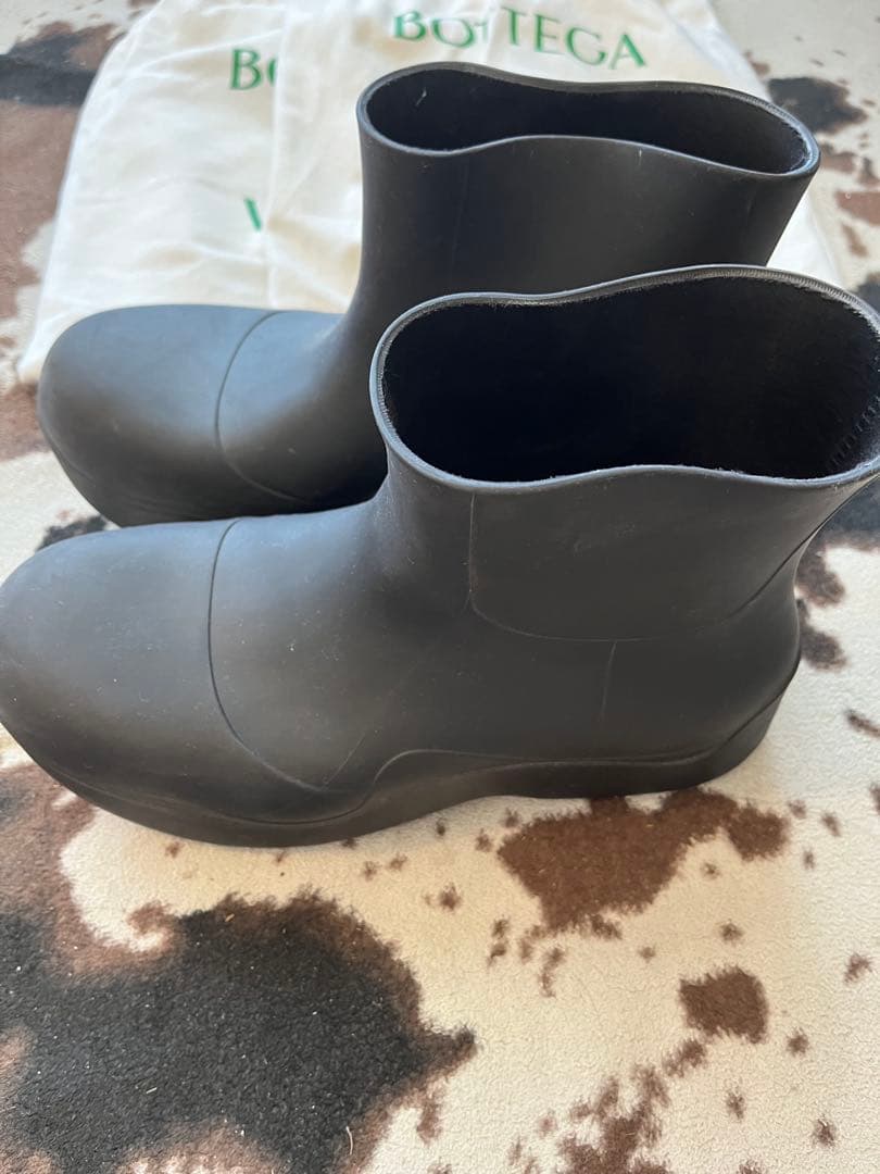 【美品】BOTTEGA VENETA ブラック パドルブーツ 42 ボッテガ