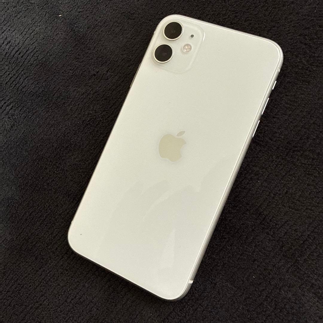 【新品】iPhone 11 128GB ホワイト　SIMロック解除済