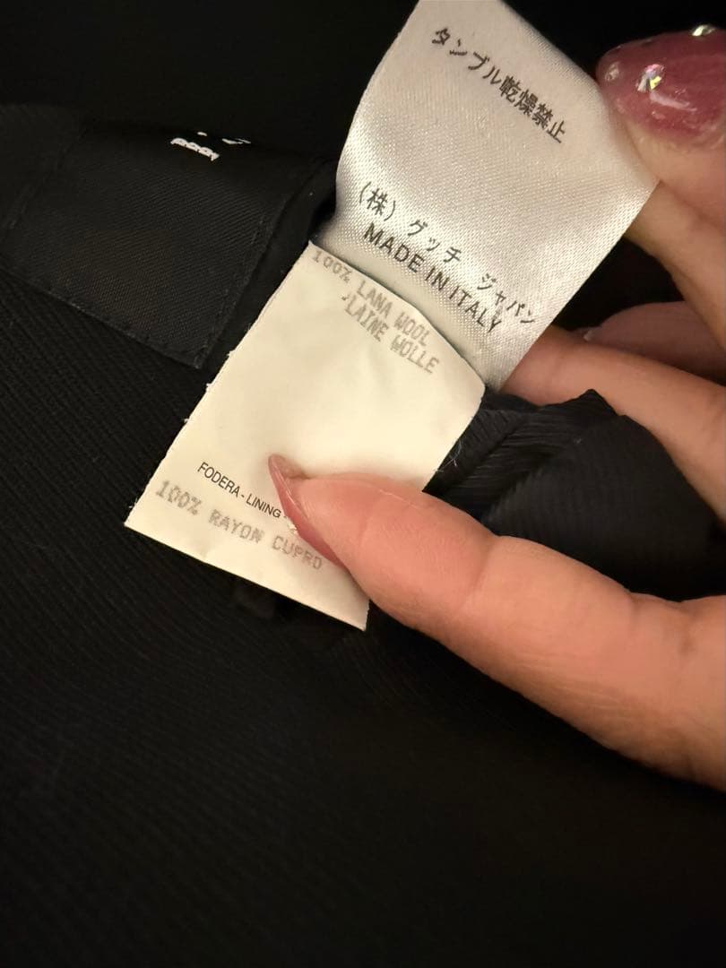 GUCCI 黒のチェスターコート ロングスタイル