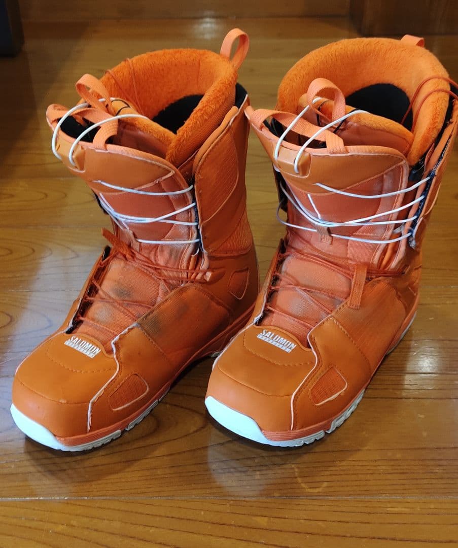 SALOMON スノーボードブーツ オレンジ 26cm