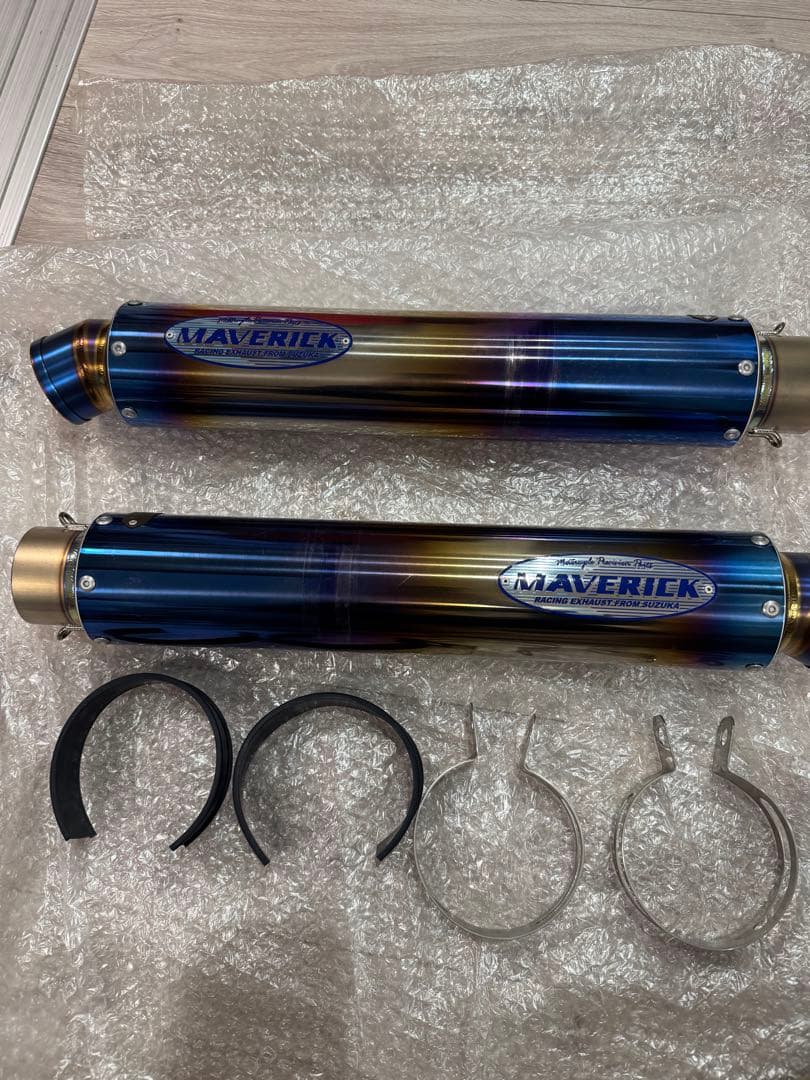 年末年始値下げMAVERICK レーシングマフラー 2本出し
