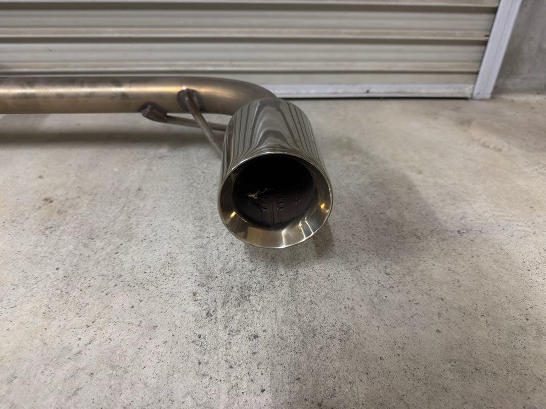 Uさん　MAZDA3 スリーキャッツ リアピース ストレート