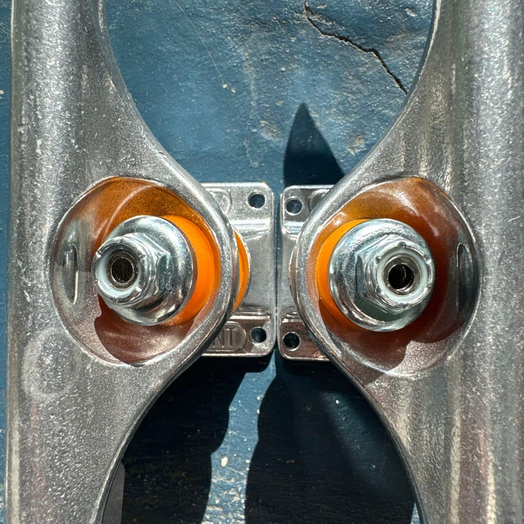 インディトラック139 StageForged Titanium 18,500円