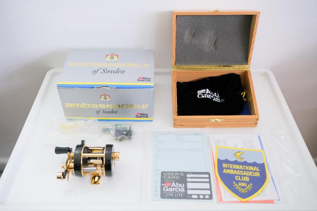 ABU Ambassadeur 2500C Deluxe未使用AN001