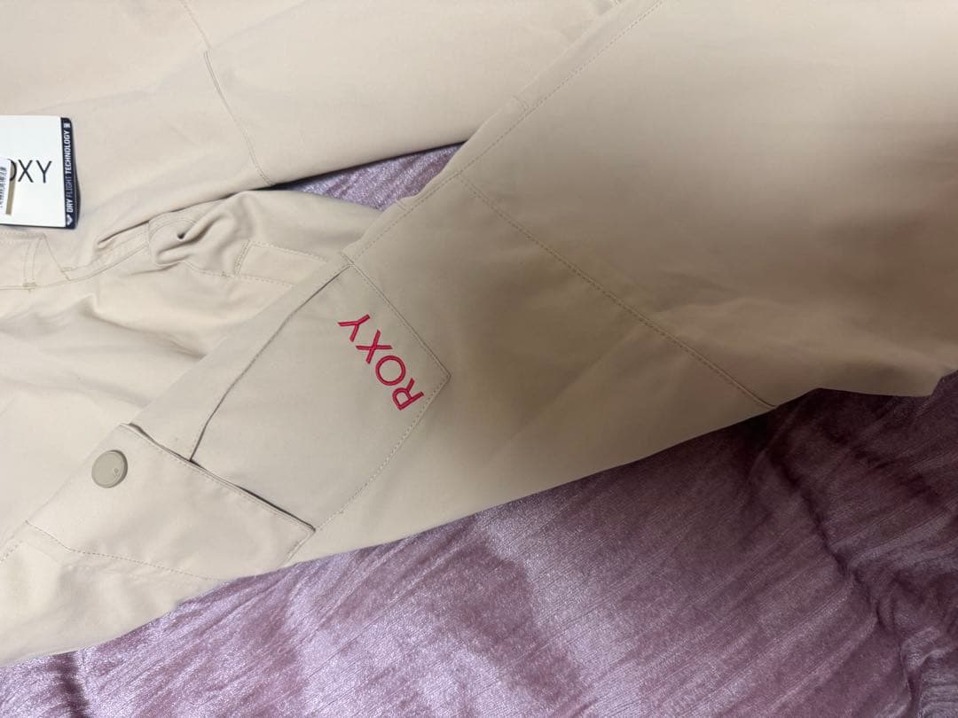 大幅値下げしました！ ROXY スノーボードウェア ベージュ