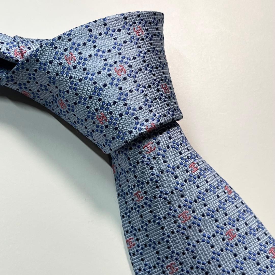 ✨美品✨ CHANEL シャネル　ネクタイ　高級シルク ココマーク　ドット　水色