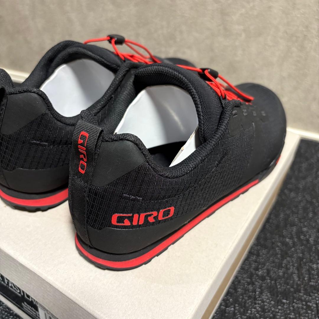美品GIRO TRACKER FASTLACE 42 サイクリングシューズ