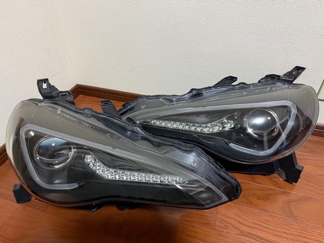 zn6 クリスタルアイヘッドライト