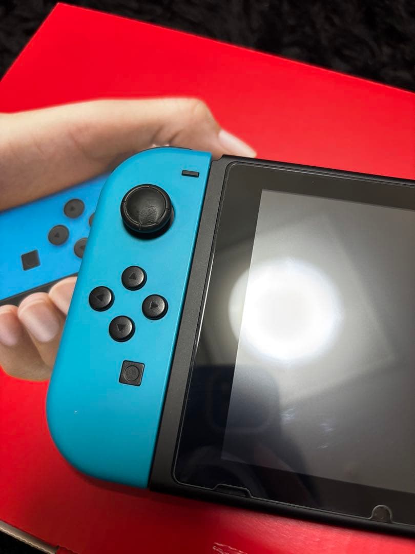 【美品】64GBSDカード・箱付きNintendo Switch 本体