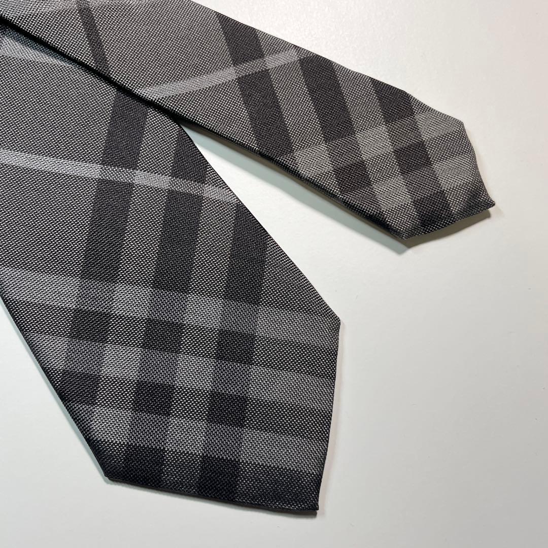 ✨極美品✨BURBERRY バーバリー ロンドン　ネクタイ　ノバチェック