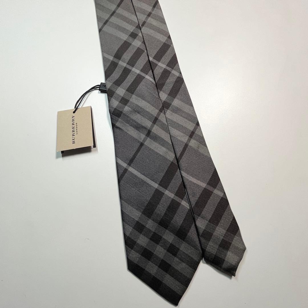 ✨極美品✨BURBERRY バーバリー ロンドン　ネクタイ　ノバチェック