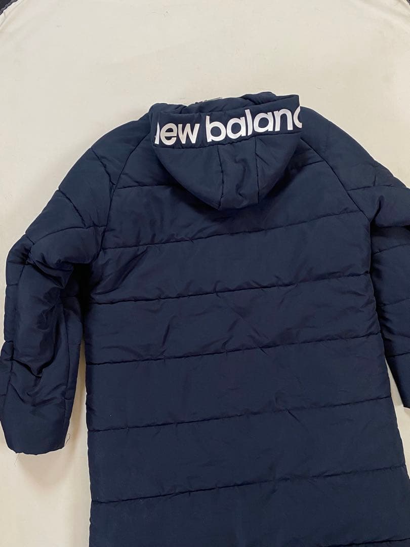 s*h様 新品同様 New Balance ベンチコート Mサイズ ネイビー 防