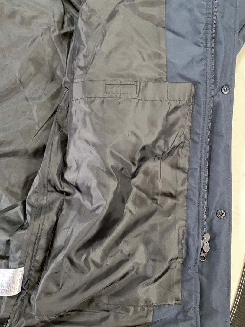 s*h様 新品同様 New Balance ベンチコート Mサイズ ネイビー 防