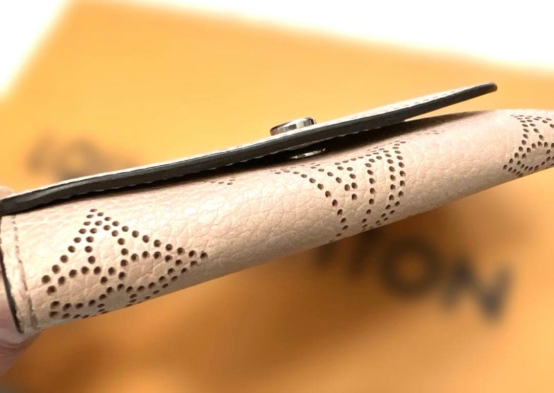 【美品】ルイヴィトン マヒナ キーケース ミュルティクレ　マグノリア