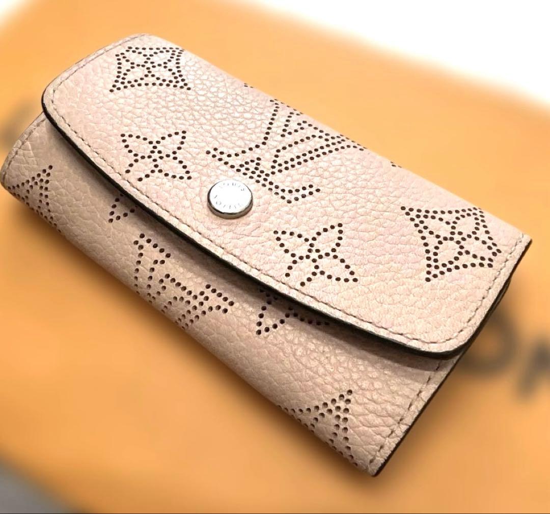 【美品】ルイヴィトン マヒナ キーケース ミュルティクレ　マグノリア