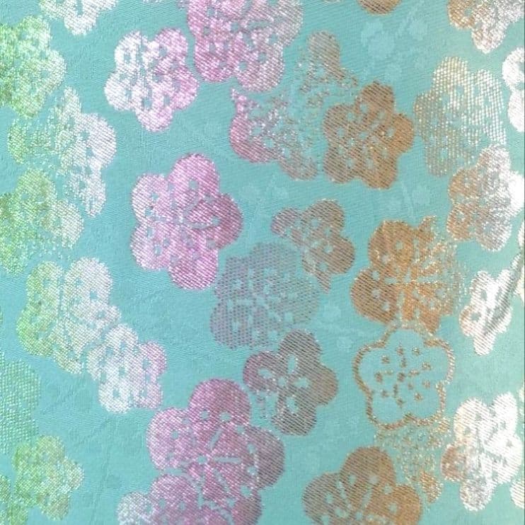 セール☆　振袖と作り帯など5点セット　ミントグリーンに蝶花　作り帯付け帯　刺繍