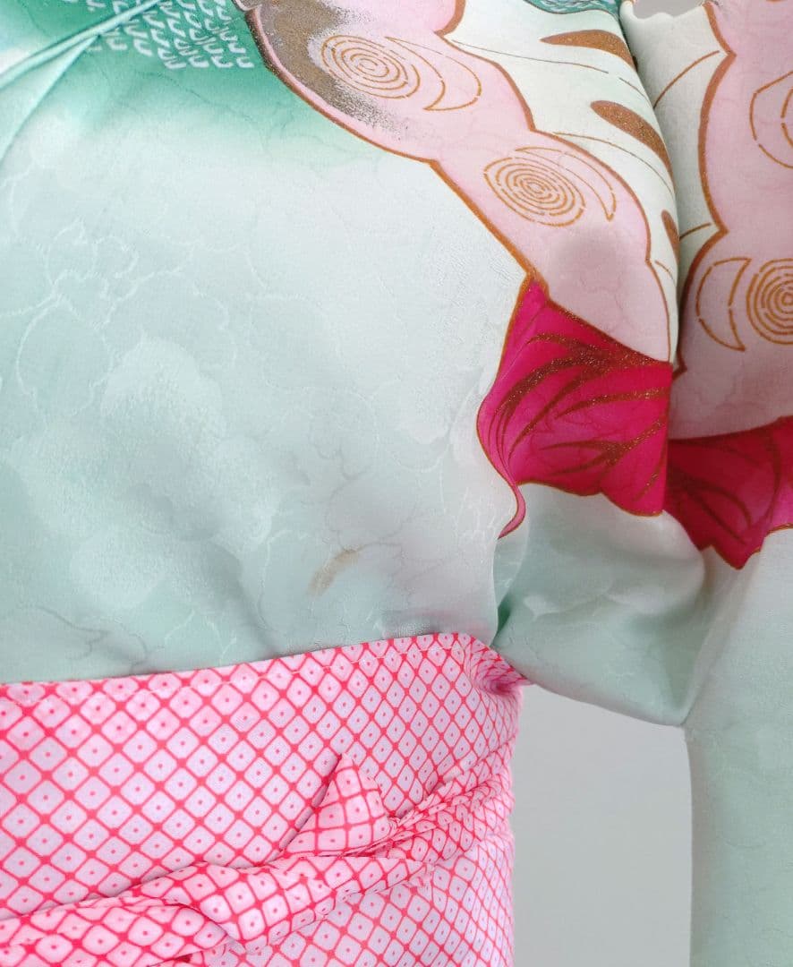 セール☆　振袖と作り帯など5点セット　ミントグリーンに蝶花　作り帯付け帯　刺繍