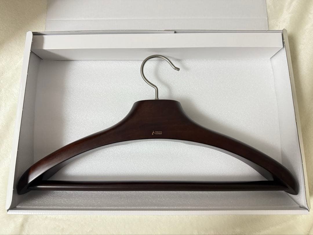 新品　♡ナカタハンガー　AUT-02　 木製ハンガー　一本物　43cm