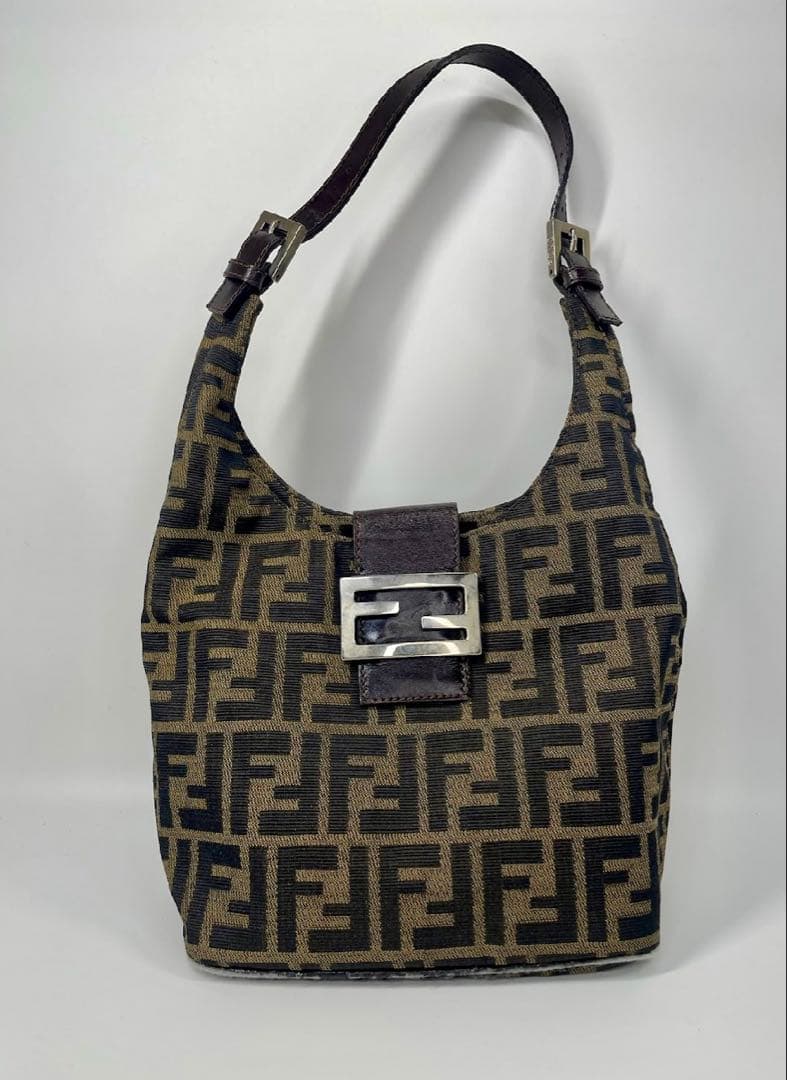 【FENDI/フェンディ】ズッカ柄 マンマバケット ショルダーバッグ