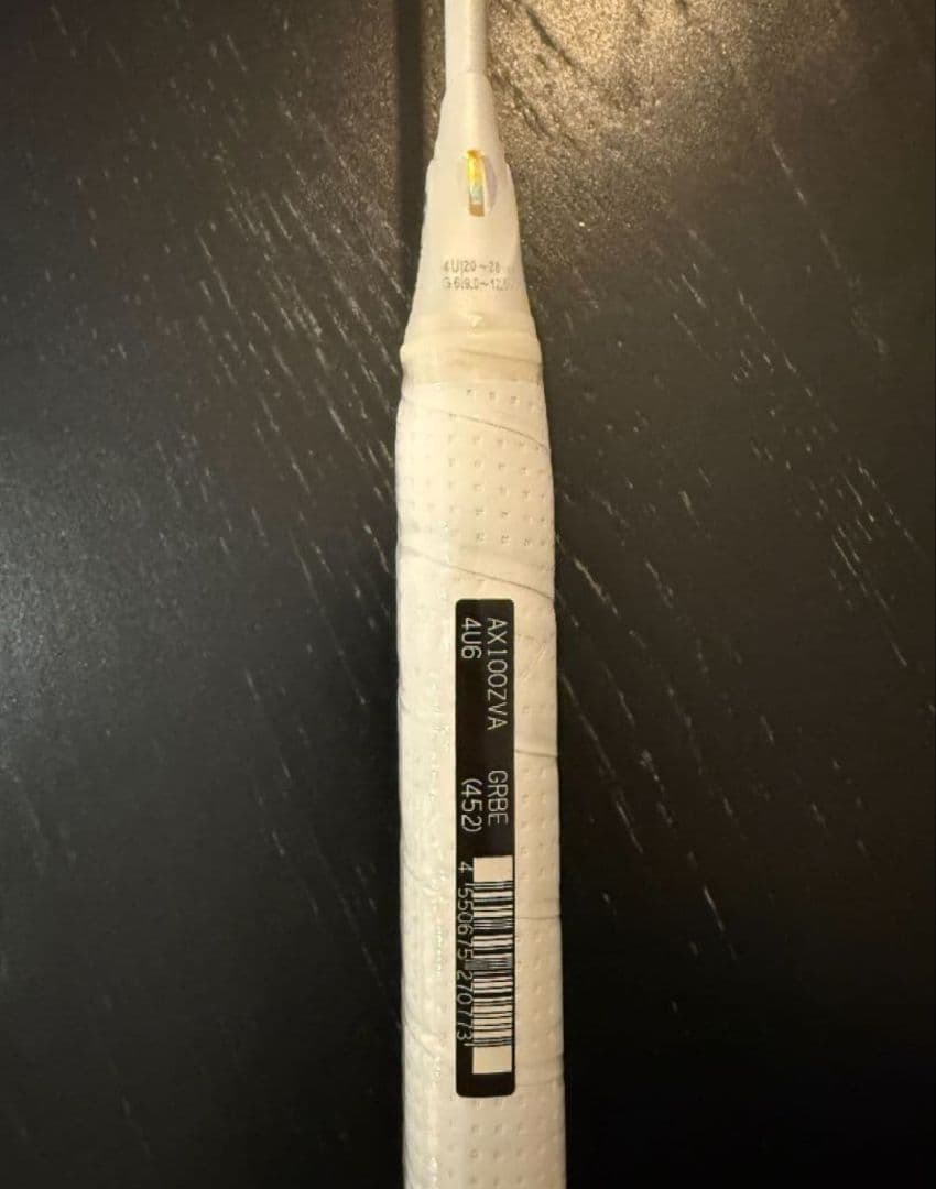 YONEX ASTROX100zz va 4U6 AX100Z アクセルセン